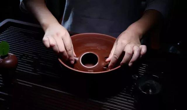 紫砂壶茶垢清洗方法介绍