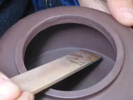 紫砂壶制作工艺，说说什么是推墙刮底图片