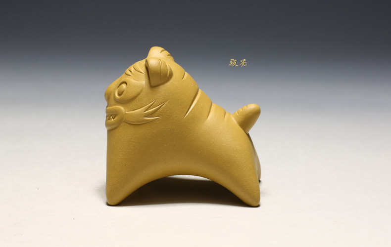 【小老虎】紫砂茶宠精品 茶玩 紫砂把件 三种泥料可选 【小老虎】紫砂茶宠精品 茶玩 紫砂把件 三种泥料可选