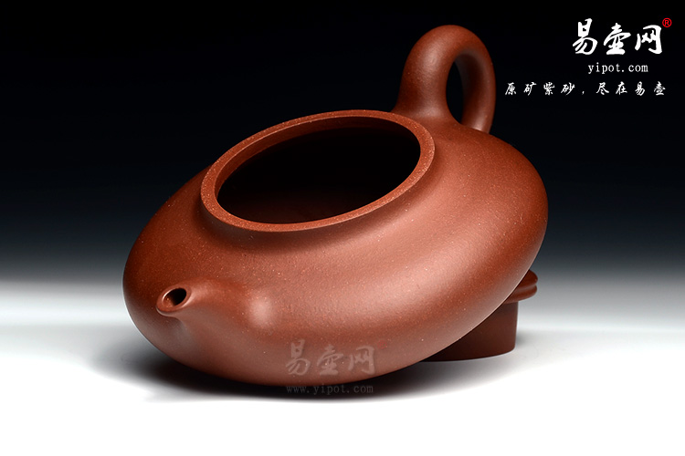 紫砂壶名家：冯盘军紫砂壶方圆图片