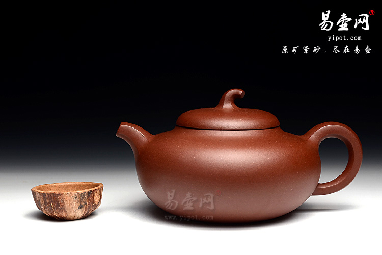 宜兴紫砂壶艺人:吴燕萍《茄段壶》图片 宜兴紫砂壶艺人:吴燕萍《茄段壶》图片