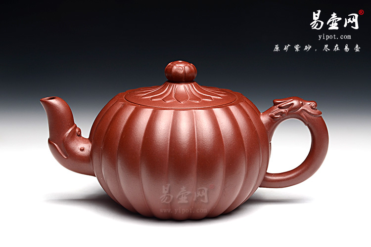 宜兴紫砂陶艺名人：冯盘军《菱花》紫砂壶图片