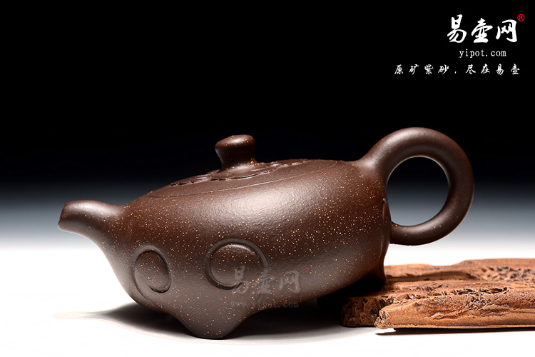 宜兴徐俊英三脚如意紫砂壶图片，紫泥段砂壶