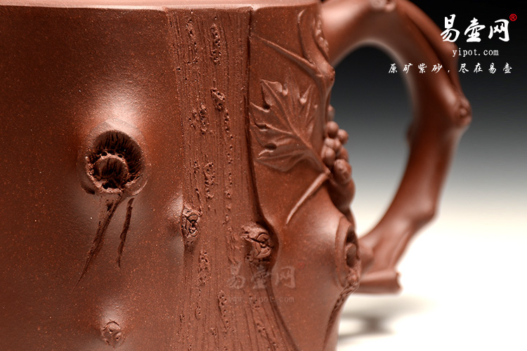 宜兴名家紫砂壶，冯盘军老师紫砂壶艺术，收藏力作，松树葡萄壶图片