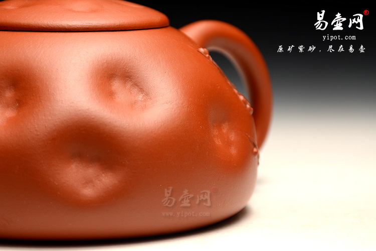 宜兴紫砂壶，周荣华紫砂艺术，薄胎供春壶图片